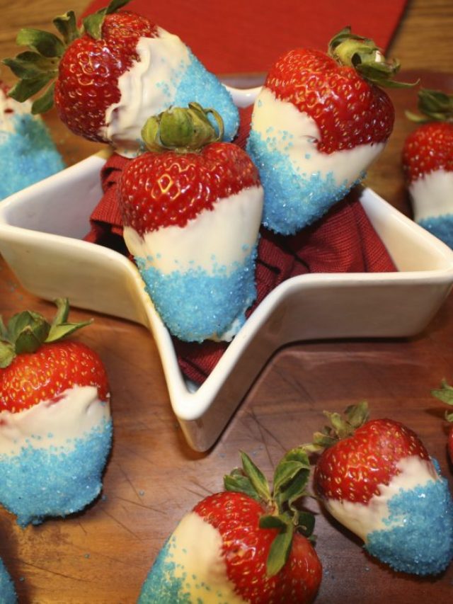 Easy Patriotic Chocolate Covered Strawberries Story