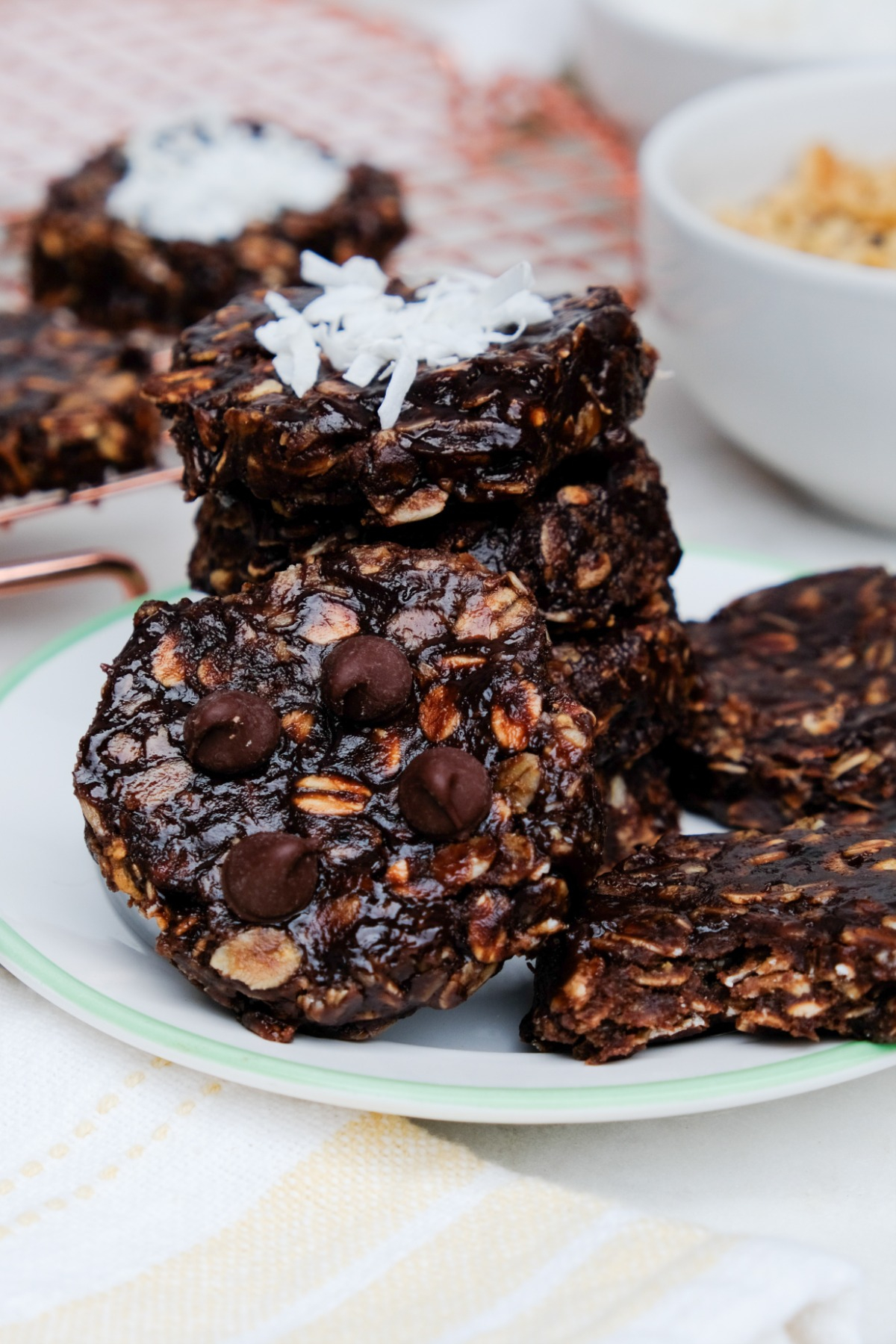 No-Bake Chocolate Peanut Butter Oatmeal Cookies - The Foodie Affair