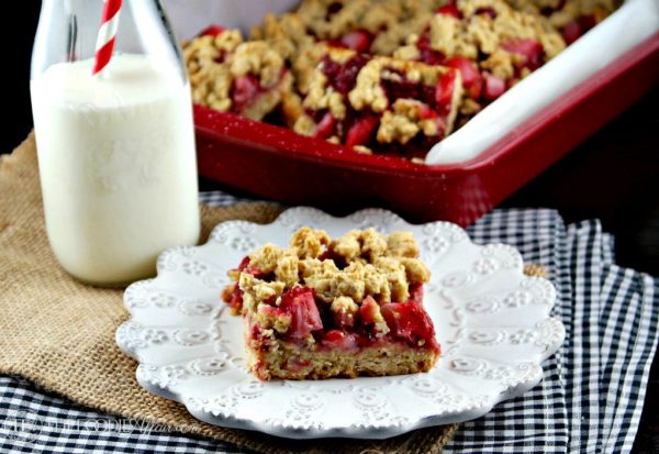 Strawberry Oat Bars with Homemade Chia Jam | Refined Sugar-Free