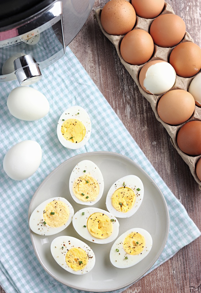 https://www.thefoodieaffair.com/wp-content/uploads/2022/03/Instant-Pot-Hard-Boiled-Eggs-OH.jpeg