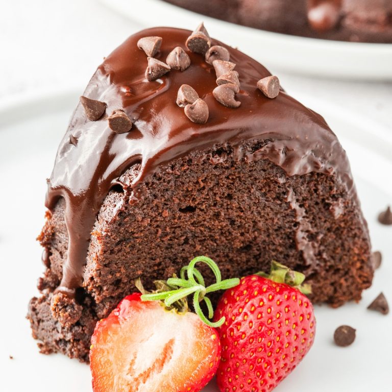 Easy Chocolate Bundt Cake Recipe (From Scratch)